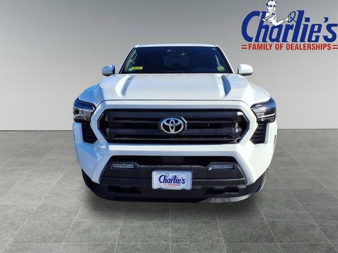 Used 2024 Toyota Tacoma SR5 image 2
