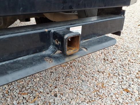 Used 2017 RAM 3500 Tradesman w/ Chrome Appearance Group image 8