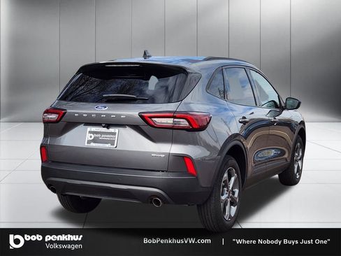 Used 2025 Ford Escape ST-Line Select AWD/4WD image 25