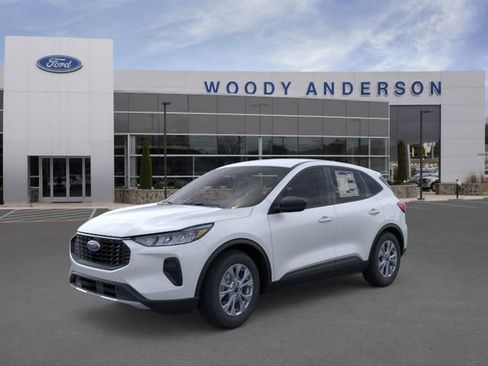 New 2026 Ford Escape Active w/ Tech Pack #1 FWD image 1