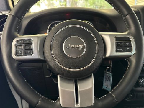 Used 2013 Jeep Wrangler Unlimited Sport AWD/4WD image 20