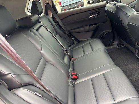 Used 2023 Nissan Rogue SV w/ SV Premium B Package image 15