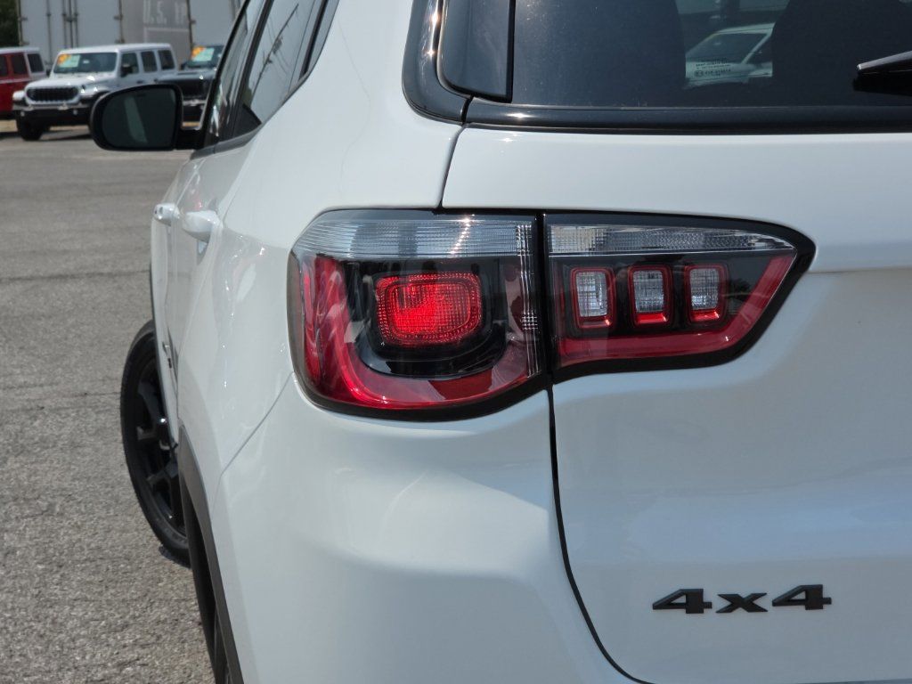 New 2026 Jeep Compass Latitude AWD/4WD image 11