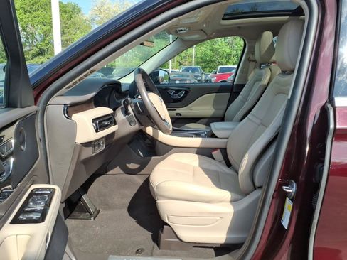 Used 2021 Lincoln Aviator Reserve w/ Elements Package Plus AWD/4WD image 13
