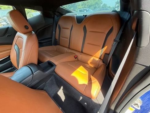 Used 2018 Chevrolet Camaro LT RWD image 8
