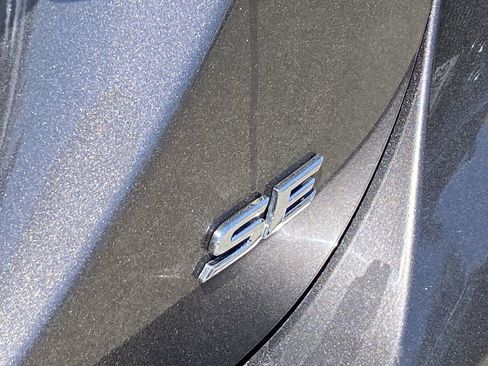 Used 2024 Toyota Camry SE FWD image 8