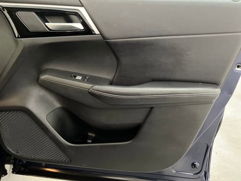 Used 2023 Mitsubishi Outlander SE image 26