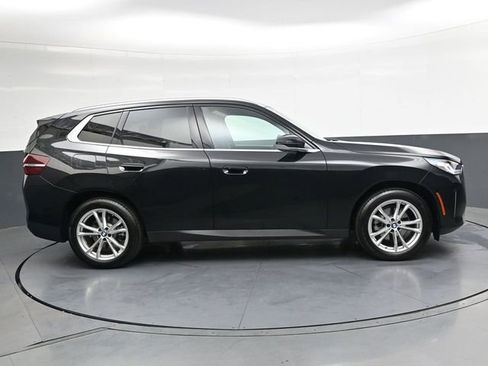 Used 2025 BMW X3 xDrive30i w/ Convenience Package image 3