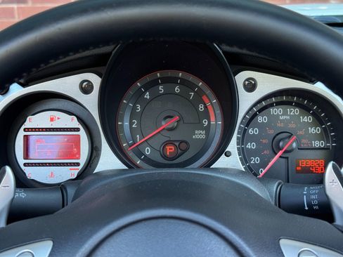 Used 2010 Nissan 370Z Touring RWD image 16