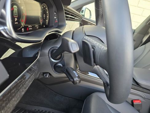 Used 2025 Audi Q8 Premium Plus image 53