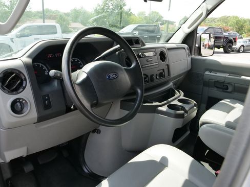 Used 2014 Ford E-350 and Econoline 350 XL w/ Power Windows & Locks Group RWD image 2