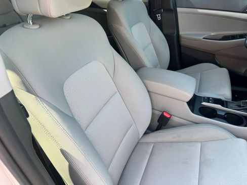 Used 2018 Hyundai Tucson Value FWD image 24