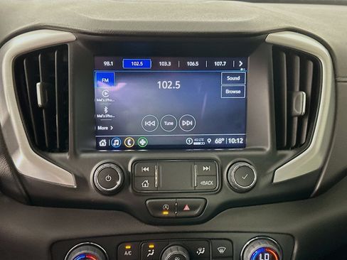 Used 2022 GMC Terrain SLT w/ Tech Package FWD image 15