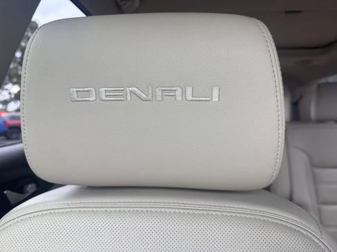 Used 2018 GMC Acadia Denali w/ LPO, Protection Package image 41