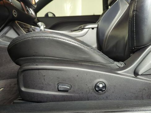 Used 2016 Dodge Challenger SXT Plus image 25