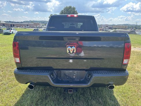 Used 2014 RAM 1500 Express RWD image 7