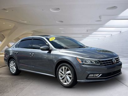 Used 2018 Volkswagen Passat 2.0T SE