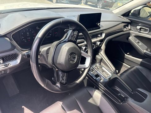 Used 2025 Acura Integra FWD image 4