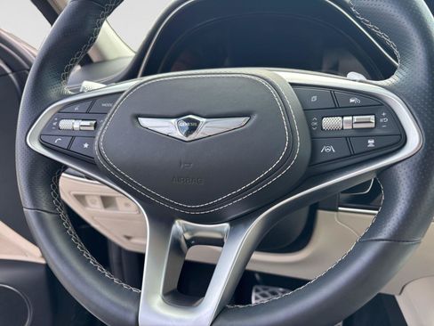Used 2023 Genesis GV70 3.5T Sport w/ Sport Advanced Package AWD/4WD image 28