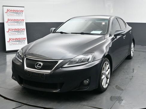 Used 2011 Lexus IS 250 AWD w/ Premium Pkg Value Edition image 4