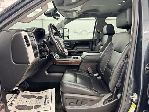 Used 2017 GMC Sierra 2500 SLT w/ Driver Alert Package AWD/4WD image 8