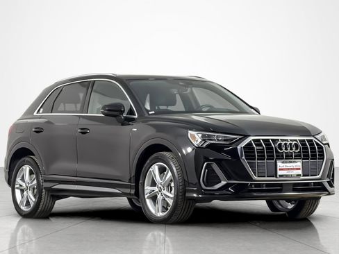 Used 2024 Audi Q3 2.0T Premium Plus w/ Premium Plus Package AWD/4WD image 7