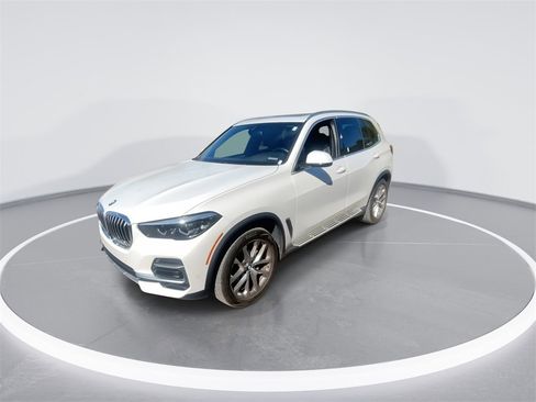 Used 2023 BMW X5 sDrive40i w/ Premium Package image 4