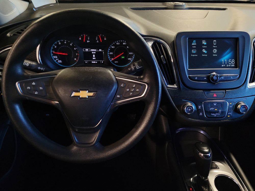Used 2018 Chevrolet Malibu LT FWD image 22