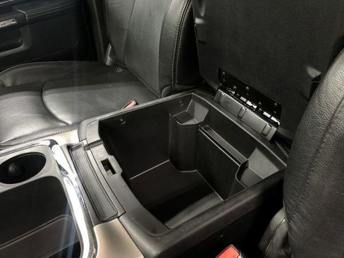 Used 2016 RAM 1500 Laramie AWD/4WD image 28