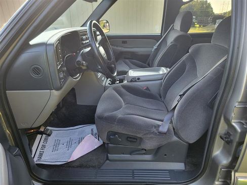 Used 2002 GMC Yukon SLE w/ Off-Road Suspension Pkg image 8