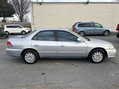 Used 2001 Honda Accord LX image 5