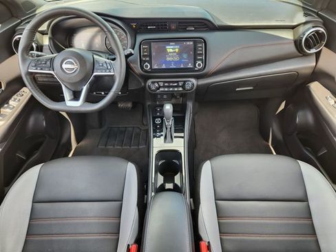 Used 2023 Nissan Kicks SR w/ SR Premium Package FWD image 20