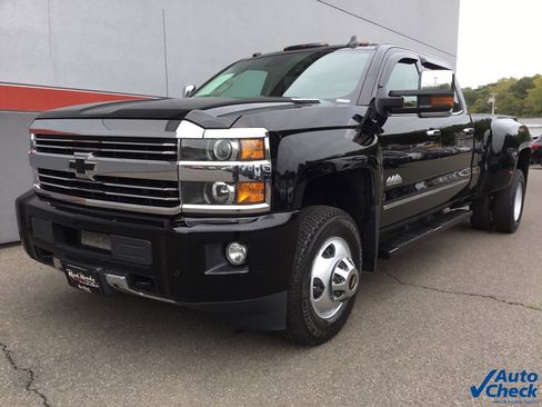 Used 2016 Chevrolet Silverado 3500 High Country w/ Duramax Plus Package image 5