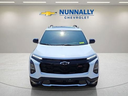 New 2026 Chevrolet Equinox RS w/ Convenience Package III FWD image 8