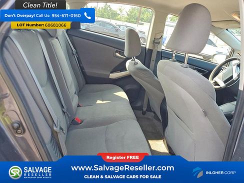 Used 2013 Toyota Prius Two FWD image 13