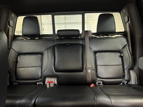 Used 2020 GMC Sierra 1500 SLE w/ SLE Value Package image 15