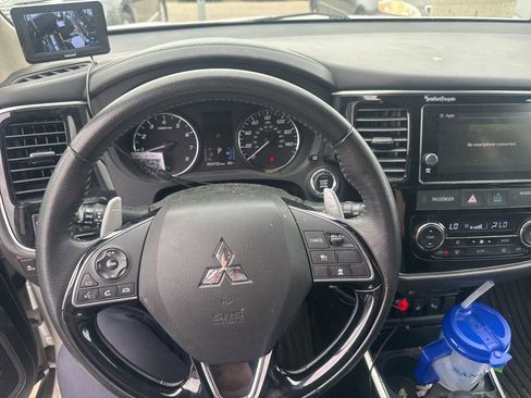 Used 2018 Mitsubishi Outlander GT AWD/4WD image 7