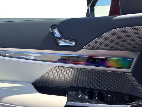 New 2025 BMW 750e xDrive 750e xDrive image 25