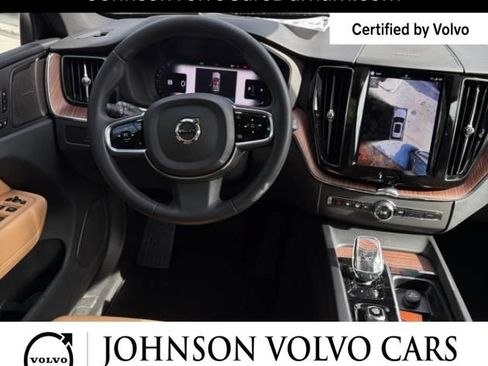 Used 2024 Volvo XC60 B5 Ultimate AWD/4WD image 8