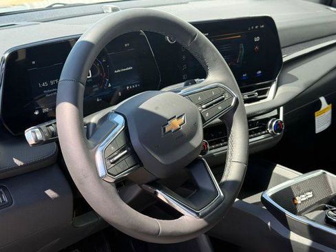 New 2026 Chevrolet Equinox LT FWD image 11