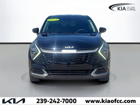 Certified 2024 Kia Sportage EX FWD image 2