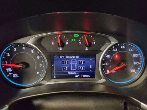 Used 2020 Chevrolet Equinox LT FWD image 23