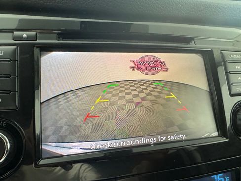 Used 2020 Nissan Rogue SV image 18