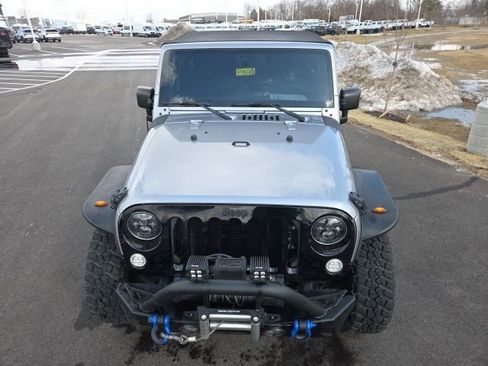 Used 2017 Jeep Wrangler Sport image 13