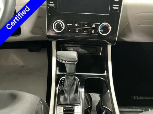 Used 2023 Hyundai Tucson SE AWD/4WD image 12