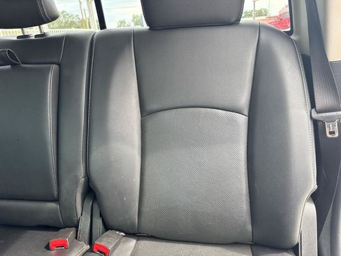 Used 2017 RAM 1500 Laramie RWD image 24