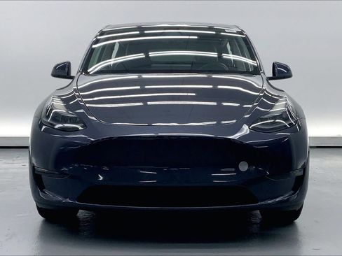 Used 2023 Tesla Model Y Long Range AWD/4WD image 7