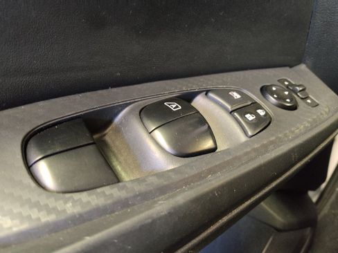 Used 2025 Nissan Sentra S image 27