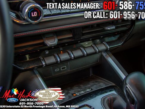 Used 2024 Chevrolet Colorado Z71 w/ Z71 Convenience Package 2 image 16