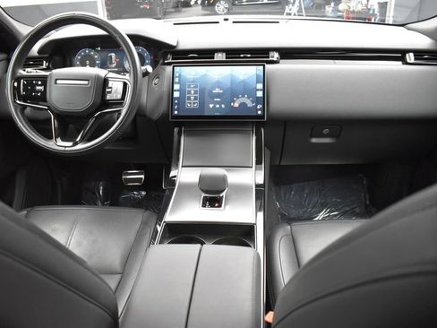 Used 2025 Land Rover Range Rover Velar Dynamic SE AWD/4WD image 14